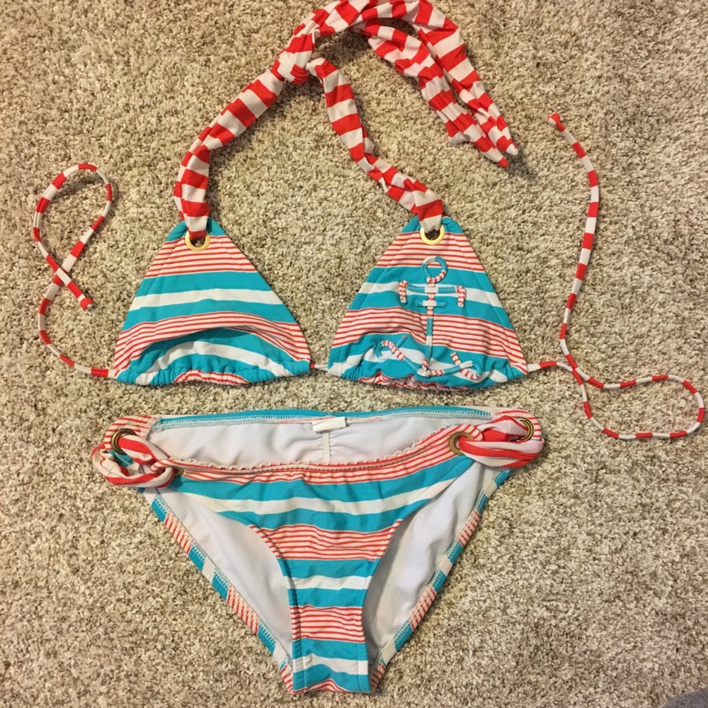 🆕 Stripe bikini with anchor embellishment